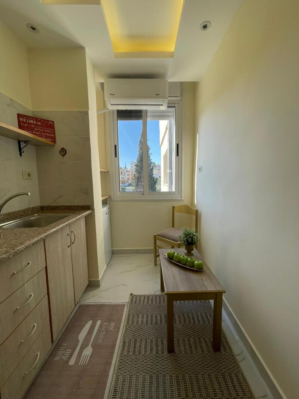 Classy Hostel Madaba Exterior photo